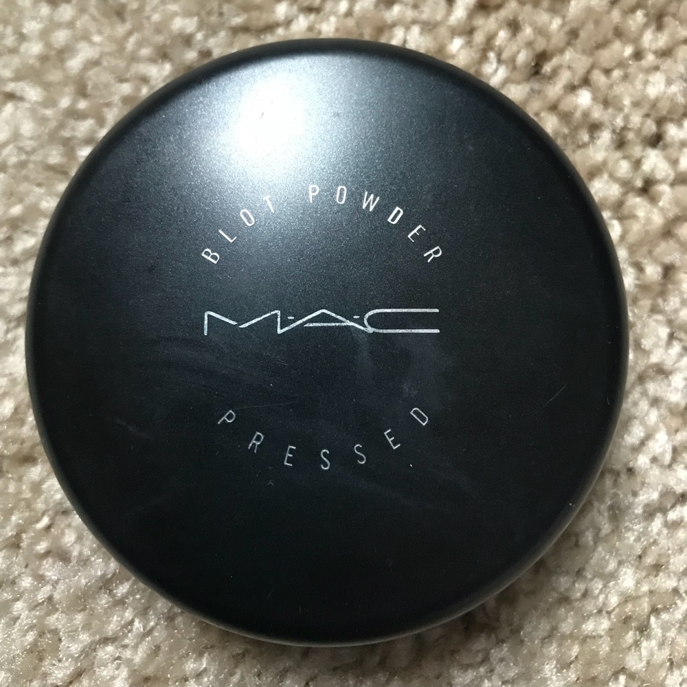 Mac blot powder/ pressed